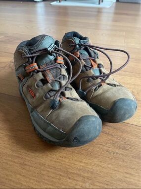 KEEN Kids Brown Hiking Boots with Orange Accents